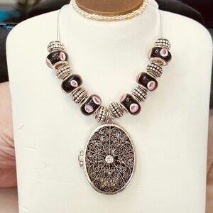 925 Sterling Silver Chain w/Oval Locket Pendant. Black & Pink Lamp Work Beads